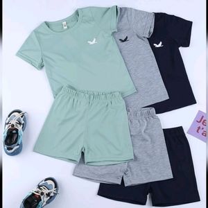 SHEIN Kids EVRYDAY Toddler Boys 3pcs Tee & 3pcs Shorts Size 4-5